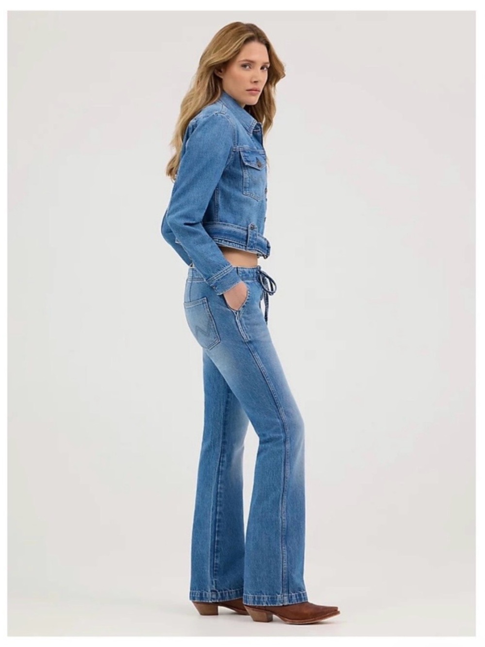 Wrangler Mid Rise Tie Front Bootcut Jeans Sz 32